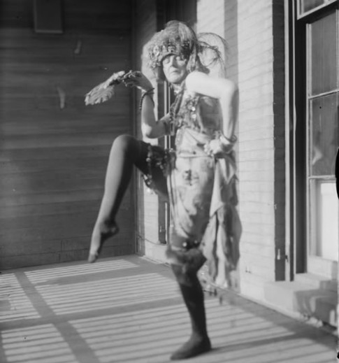 Elsa von Freytag-Loringhoven photo reposted by The Yale Record college humor magazine