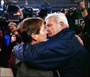 Bill Belichick and Bill Parcells Hugging